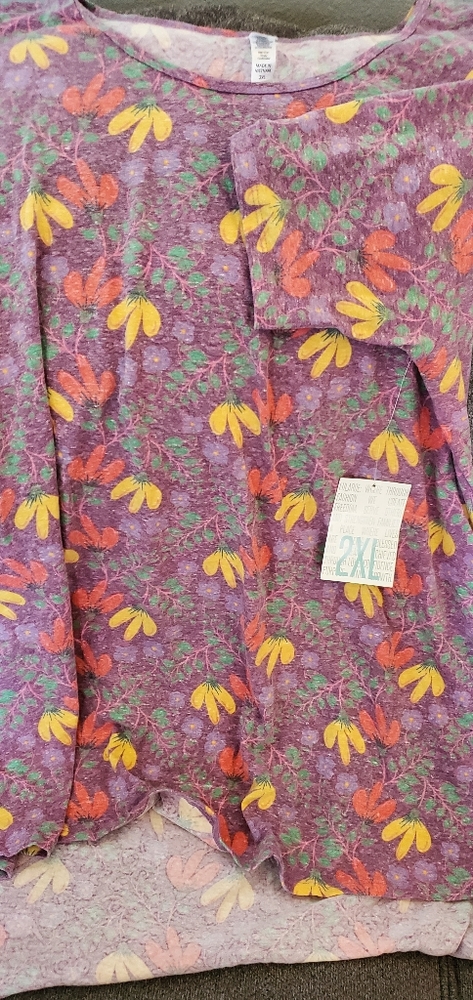 2XL LuLaRoe Perfect Tee Brand New with tags